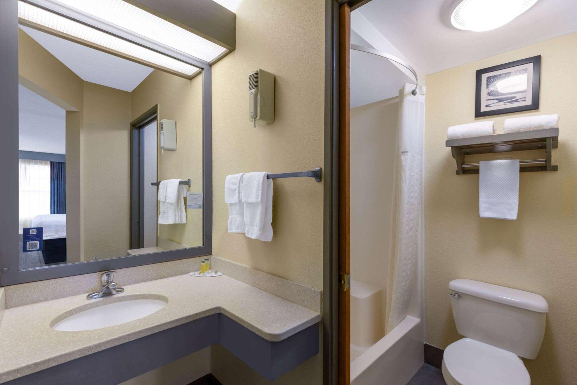 Travelodge By Wyndham Perry National Fairgrounds Area I-75 Ngoại thất bức ảnh
