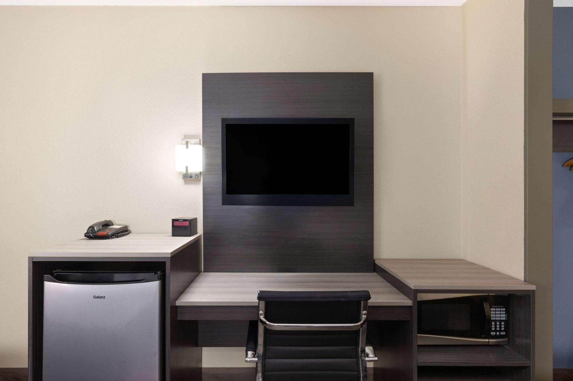 Travelodge By Wyndham Perry National Fairgrounds Area I-75 Ngoại thất bức ảnh